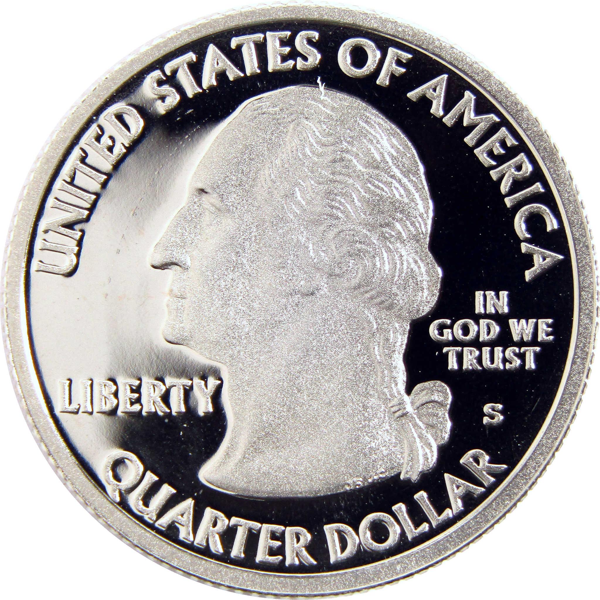 United States quarter dollar coin featuring George Washington profile, collectible currency
